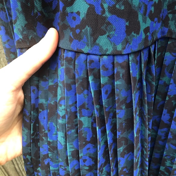 Boden Midi Dress Size 20 Blue Floral Watercolor Long Balloon Sleeve Pleated - Picture 10 of 16